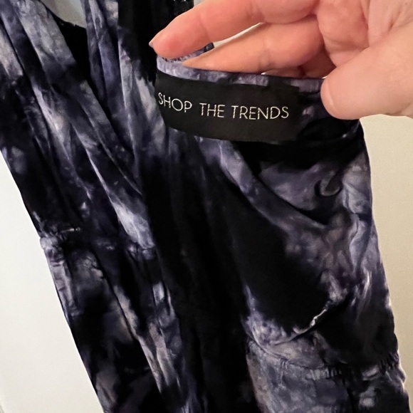 Tie dye jump suit with backless halter - Picture 6 of 6